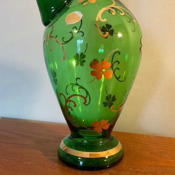 Vintage Bohemia Glass Green and Gold Four-leaf Clover Decanter - Czechoslovakia - Picture 7 of 16